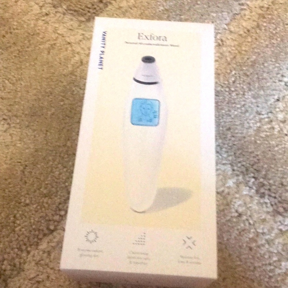 Personal microdermabrasion wand